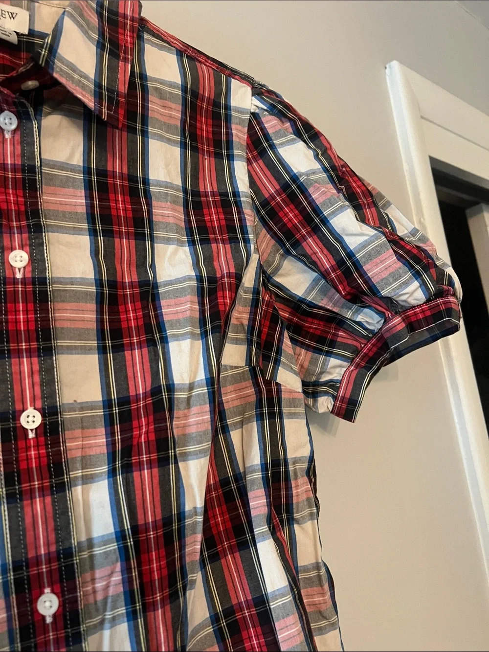 Women’s J Crew Red, White & Navy Plaid Short-Sleeve Button-Down Shirt